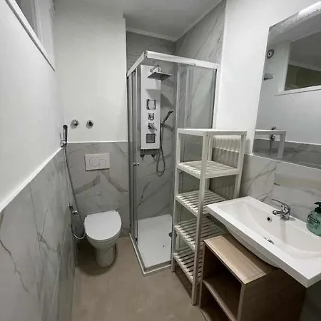 Apartment La Stanza Del Mazzini 3p No Ascensore No Cucina Pavia